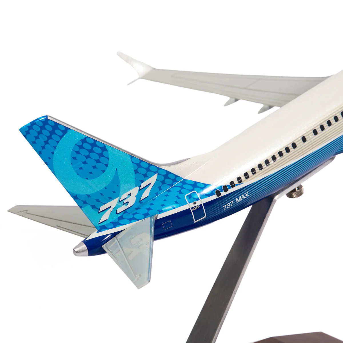 Boeing Unified 737 MAX 9 1:100 Model - Image 3
